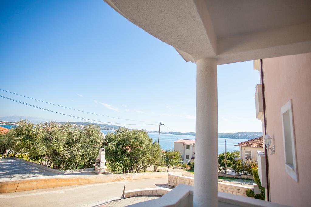 Apartments Barbara Trogir Zewnętrze zdjęcie